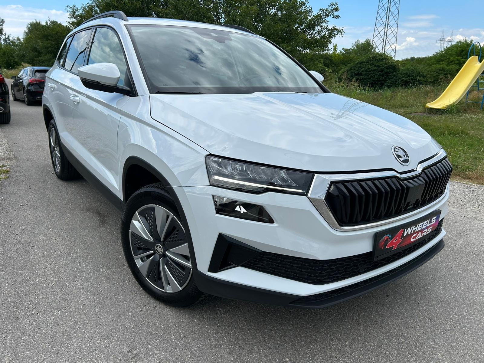 ŠKODA KAROQ 2,0 TDI DSG LED VIRTUAL KAMERA PDC U PDV-U 12 MJ JAMSTVO, fotografija 5
