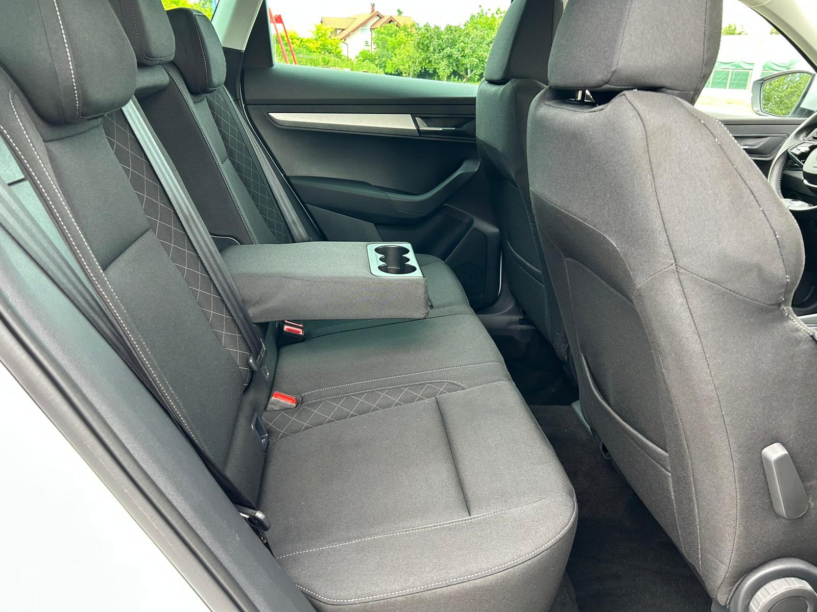 ŠKODA KAROQ 2,0 TDI DSG LED VIRTUAL KAMERA PDC U PDV-U 12 MJ JAMSTVO, fotografija 11