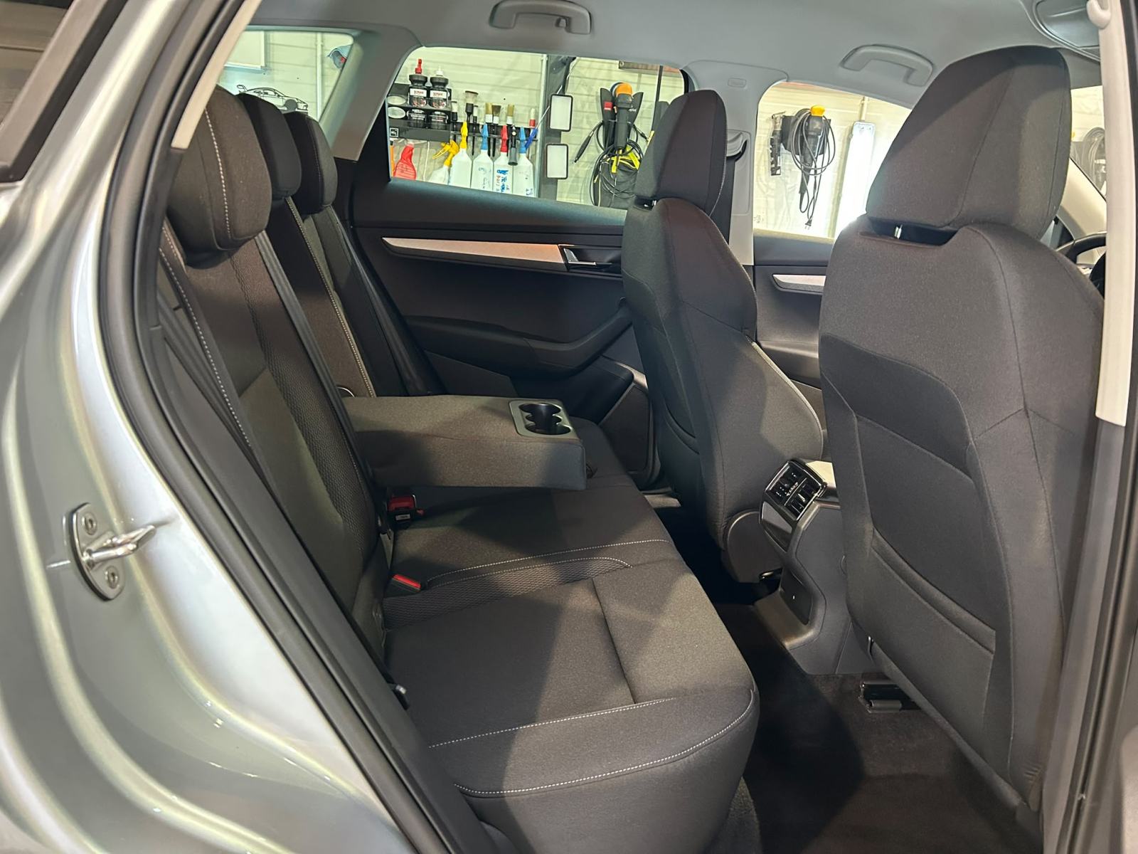 ŠKODA KAROQ 2,0 TDI DSG LED VIRTUAL KAMERA PDC U PDV-U 12 MJ JAMSTVO, fotografija 10