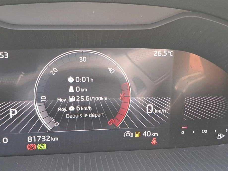 Škoda Karoq 2,0 TDI DSG NAV,LED,KEYLES,VIRT.KOKPIT,SERVIS,8.524,33€*3, fotografija 8
