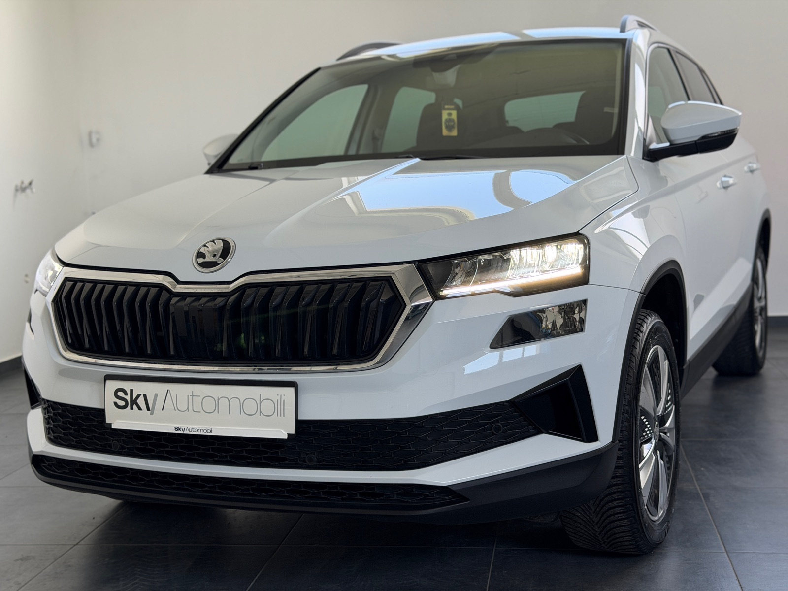 Škoda Karoq 2,0 TDI DSG, NAVI, KAMERA, JAMSTVO 24MJ, LEASING 0% UČEŠĆA, fotografija 2