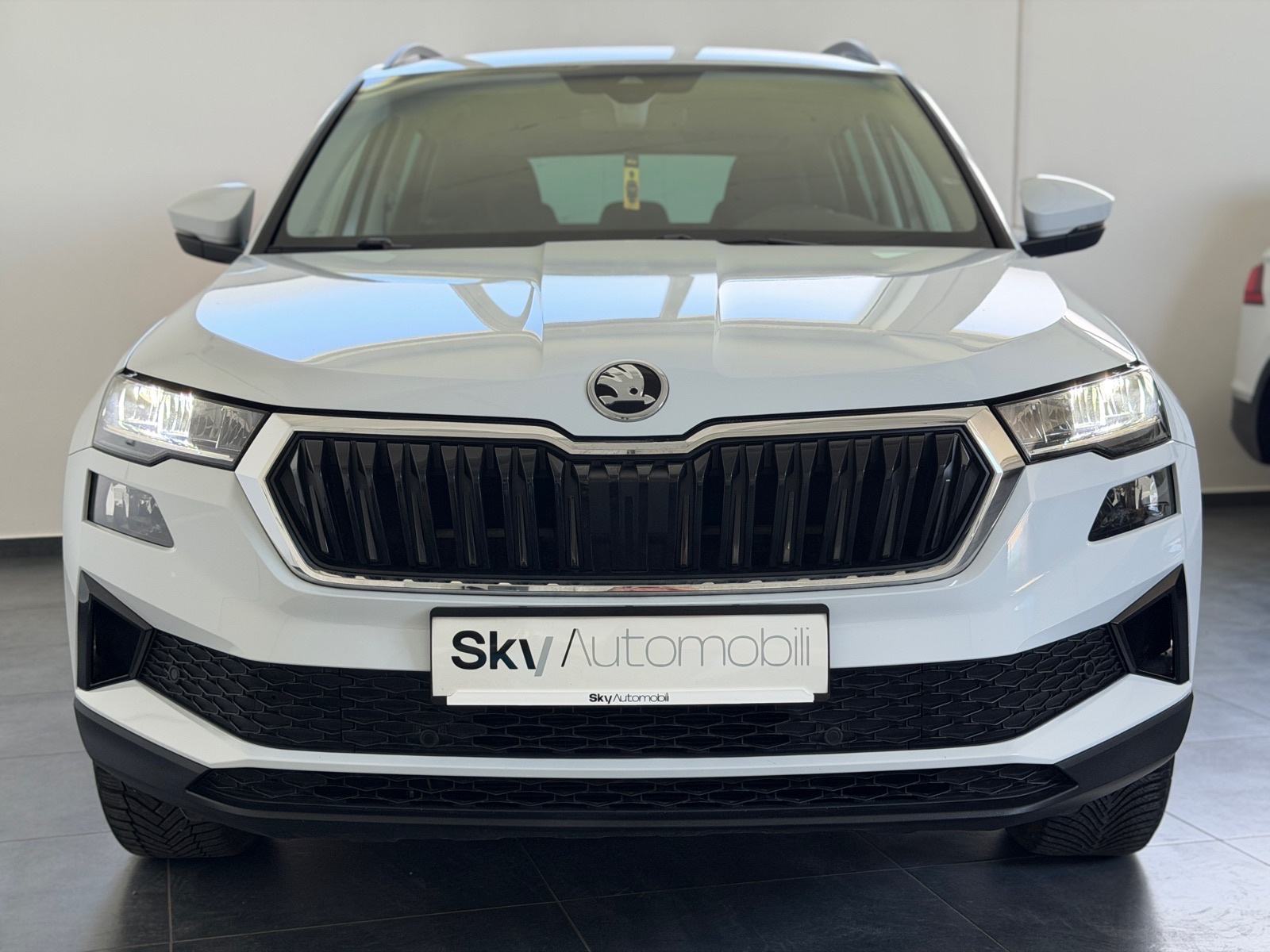 Škoda Karoq 2,0 TDI DSG, NAVI, KAMERA, JAMSTVO 24MJ, LEASING 0% UČEŠĆA, fotografija 3