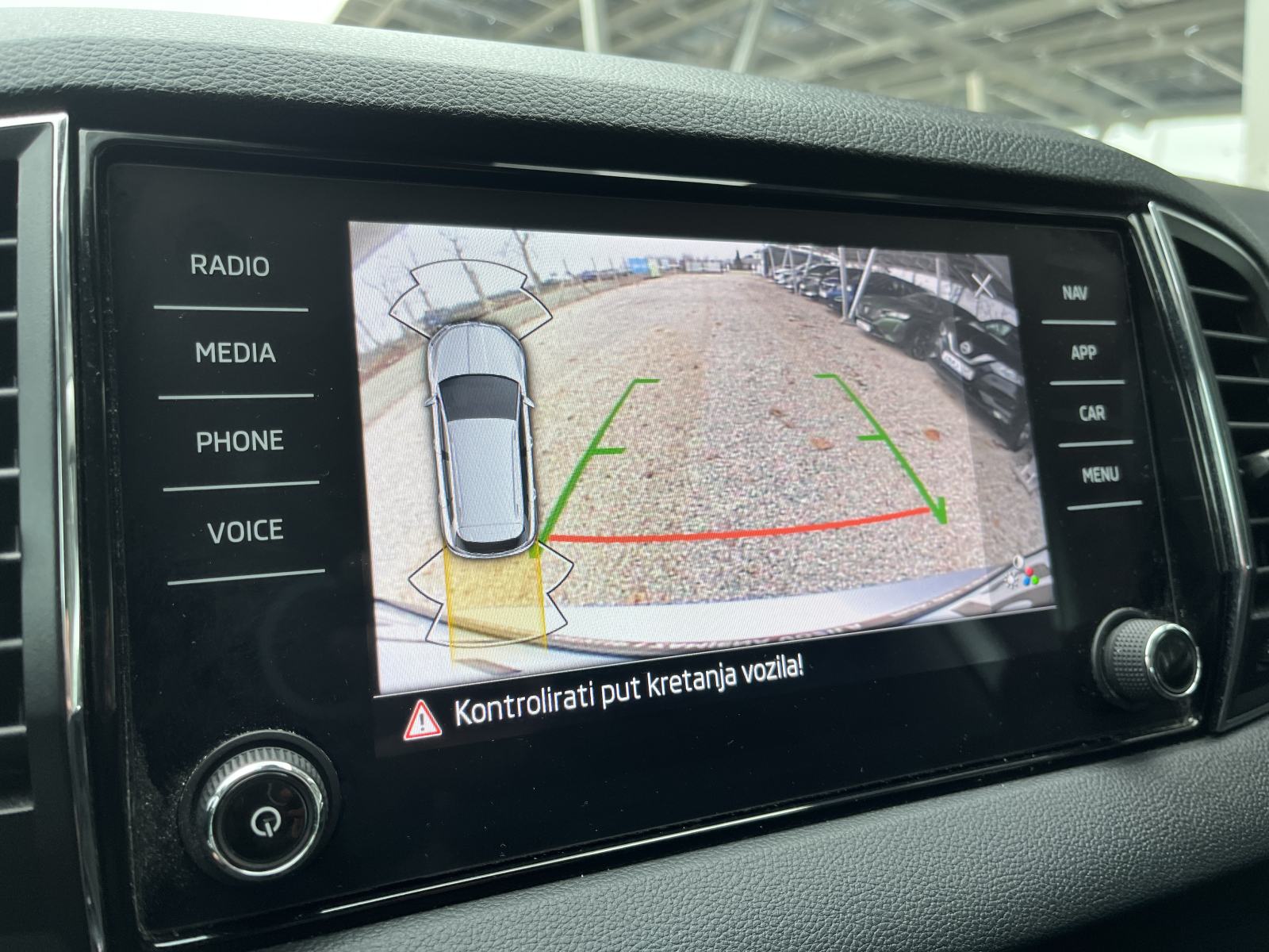 Škoda Karoq 2,0 TDI DSG - NAVI, LEASING BEZ UČEŠĆA I BEZ JAMCA, fotografija 19