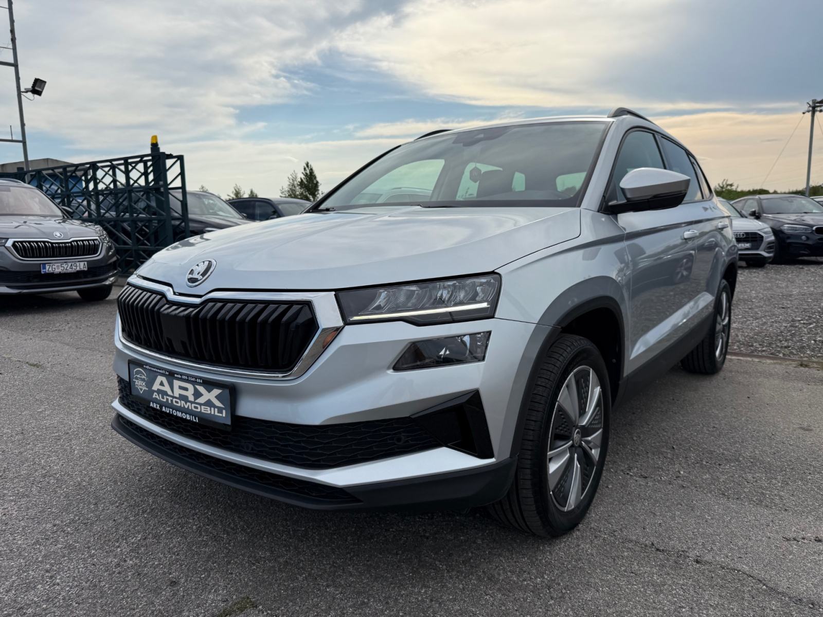 Škoda Karoq 2.0 TDI DSG °NAVI°LED°JAMSTVO 12MJ°LEASING BEZ UČEŠĆA°, fotografija 3