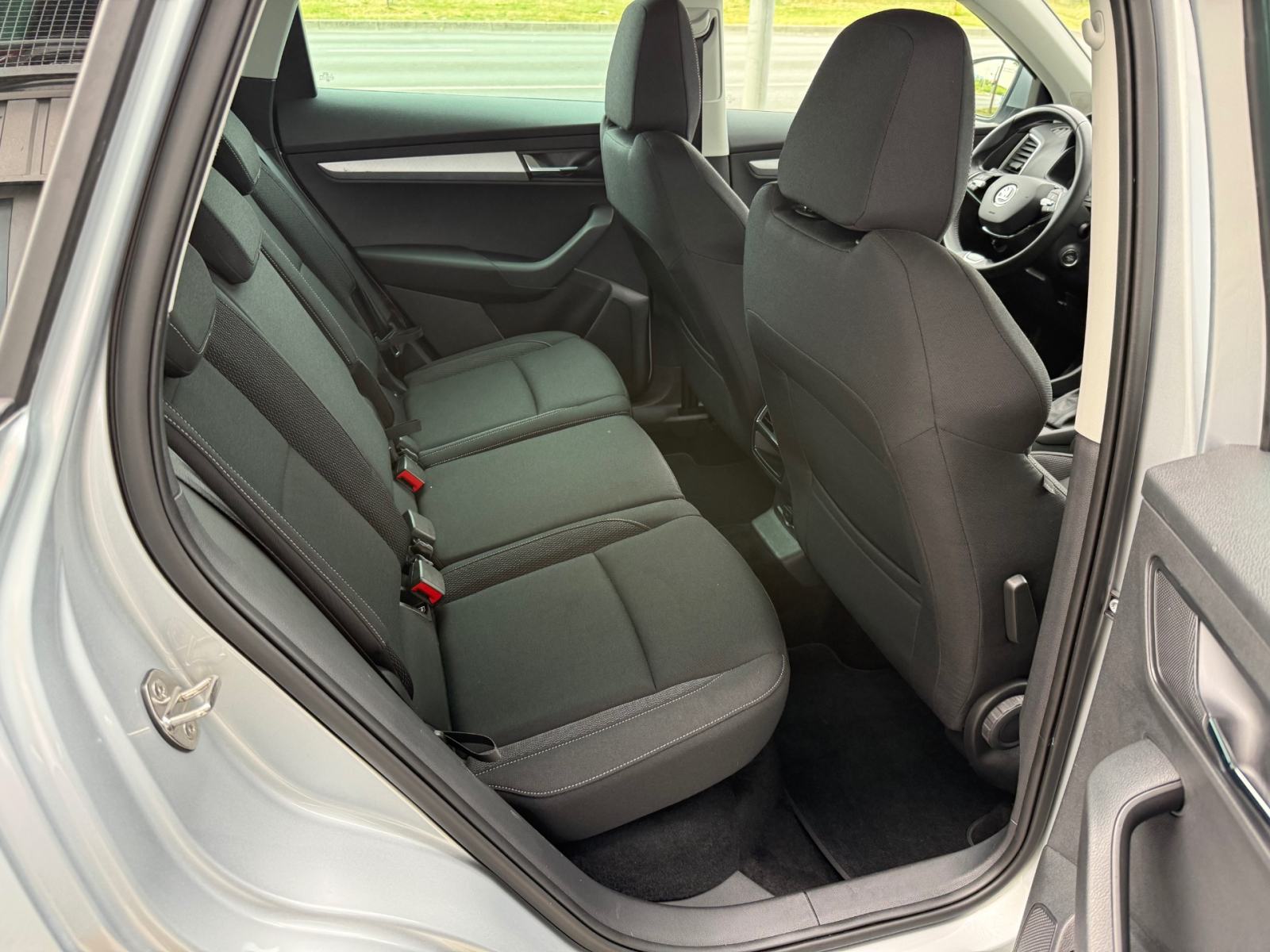 Škoda Karoq 2.0 TDI DSG °NAVI°LED°JAMSTVO 12MJ°LEASING BEZ UČEŠĆA°, fotografija 20