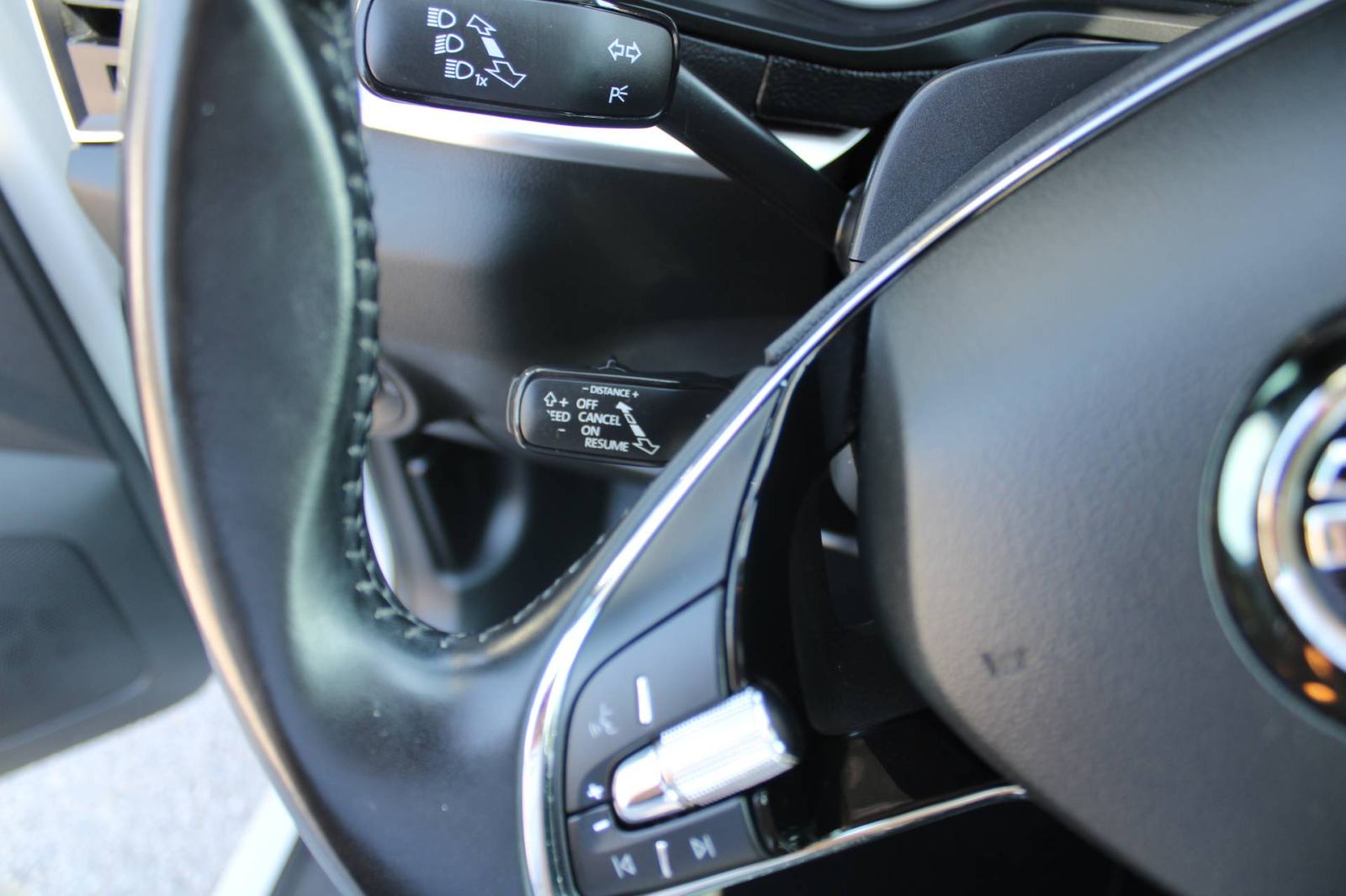 Škoda Karoq 2.0 TDi DSG *NAVIGACIJA, LED, KAMERA*, fotografija 16