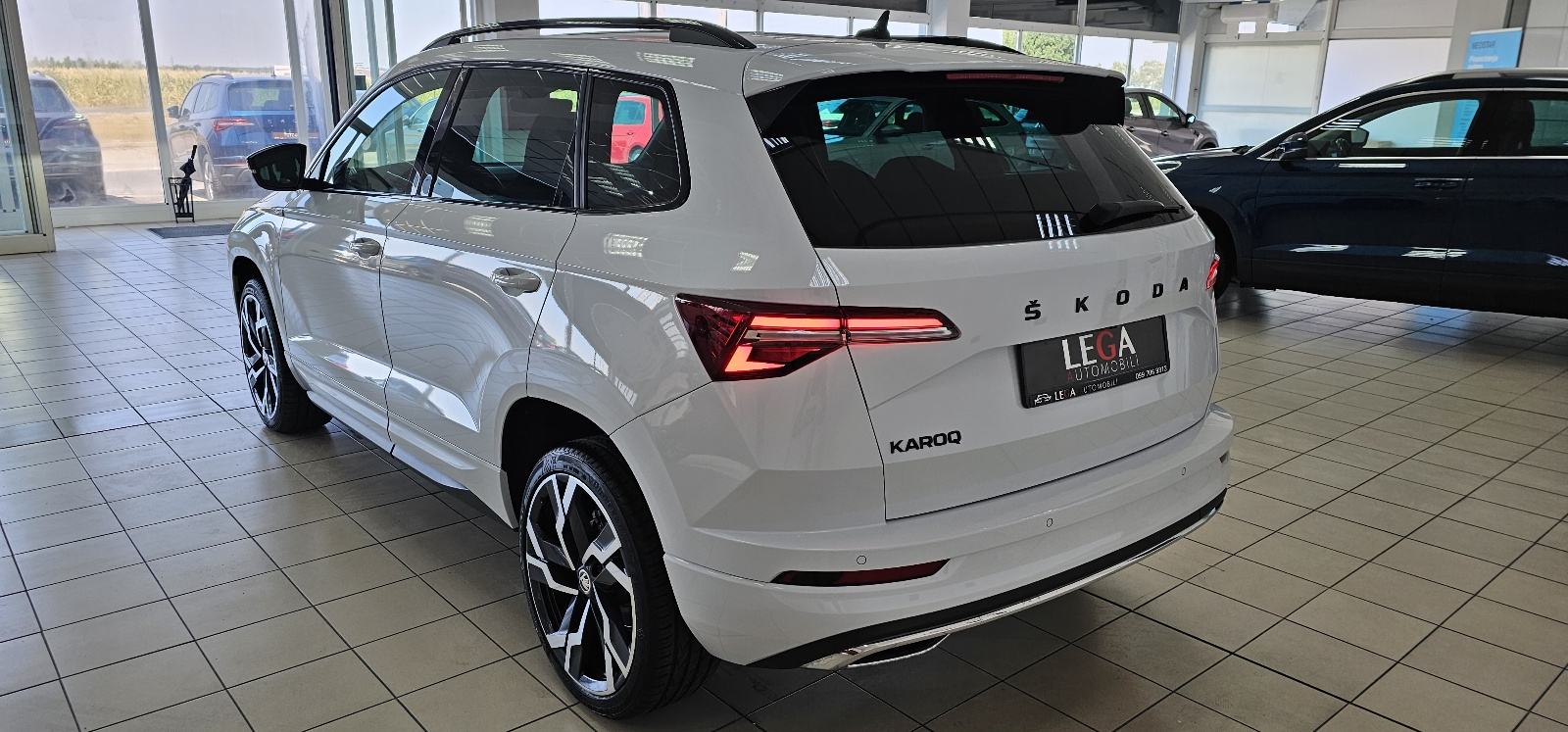Škoda Karoq 2,0 TDI DSG SPORTLINE,LEASING DO 8g.BEZ UČEŠĆA, fotografija 4