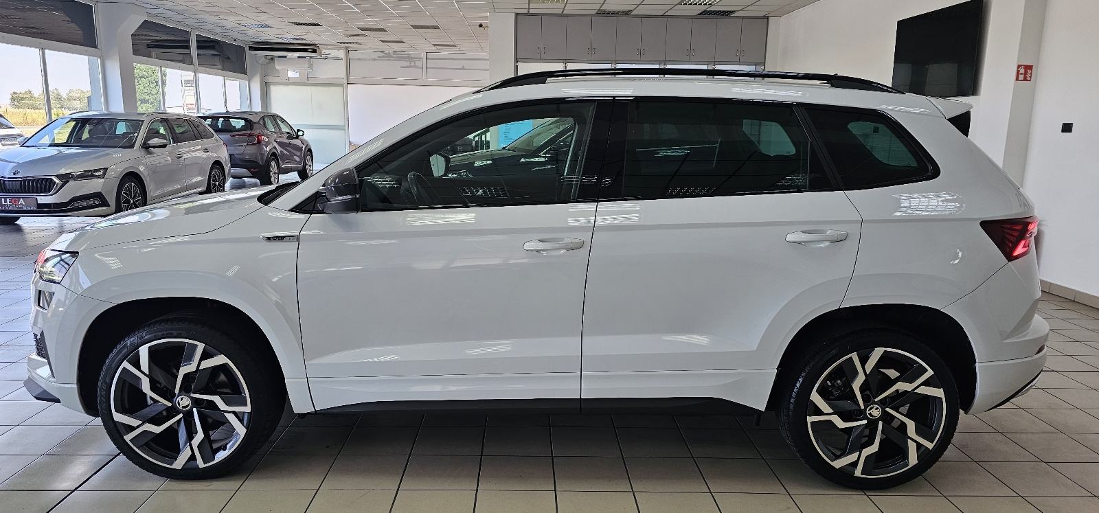 Škoda Karoq 2,0 TDI DSG SPORTLINE,LEASING DO 8g.BEZ UČEŠĆA, fotografija 6