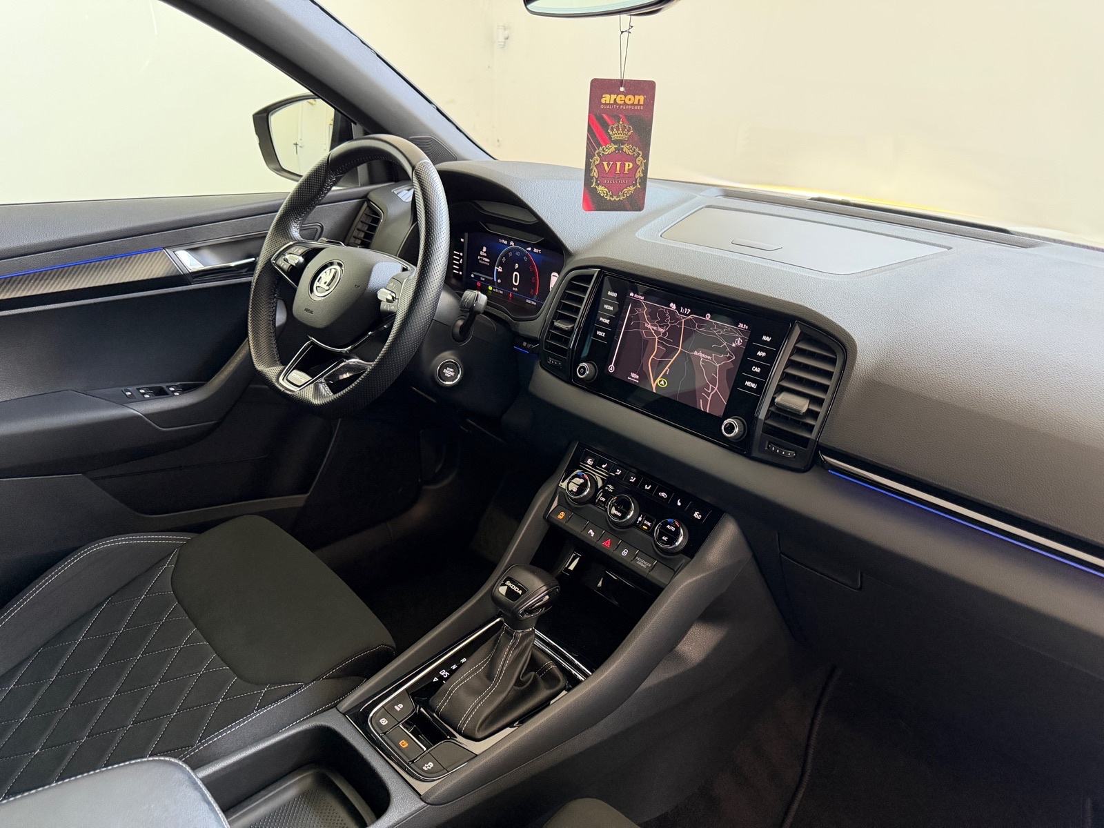 Škoda Karoq 2,0 TDI DSG, SPORTLINE, MATRIX, JAMSTVO 24MJ, LEASING, fotografija 11