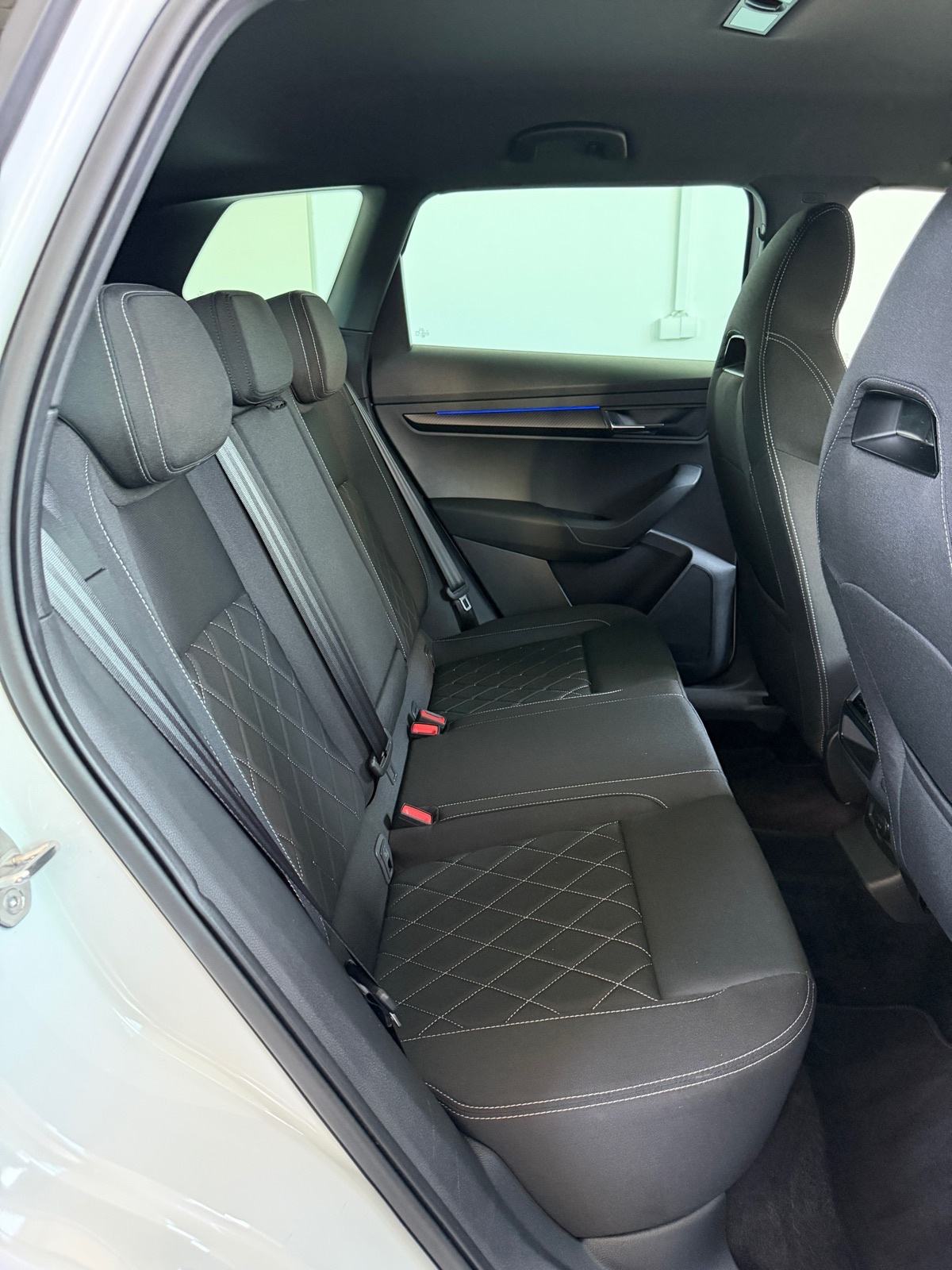 Škoda Karoq 2,0 TDI DSG, SPORTLINE, MATRIX, JAMSTVO 24MJ, LEASING, fotografija 14
