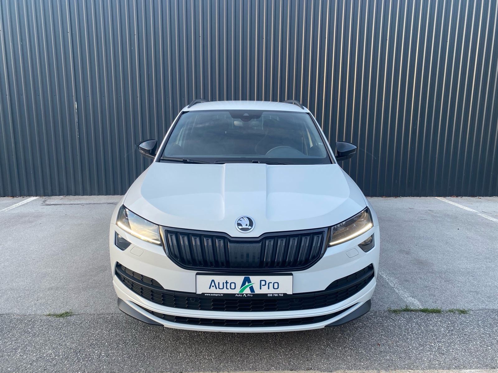 Škoda Karoq 2.0 TDI DSG SPORTLINE*Virtual*Acc*Navi*Led*LEASING/JAMSTVO, fotografija 2