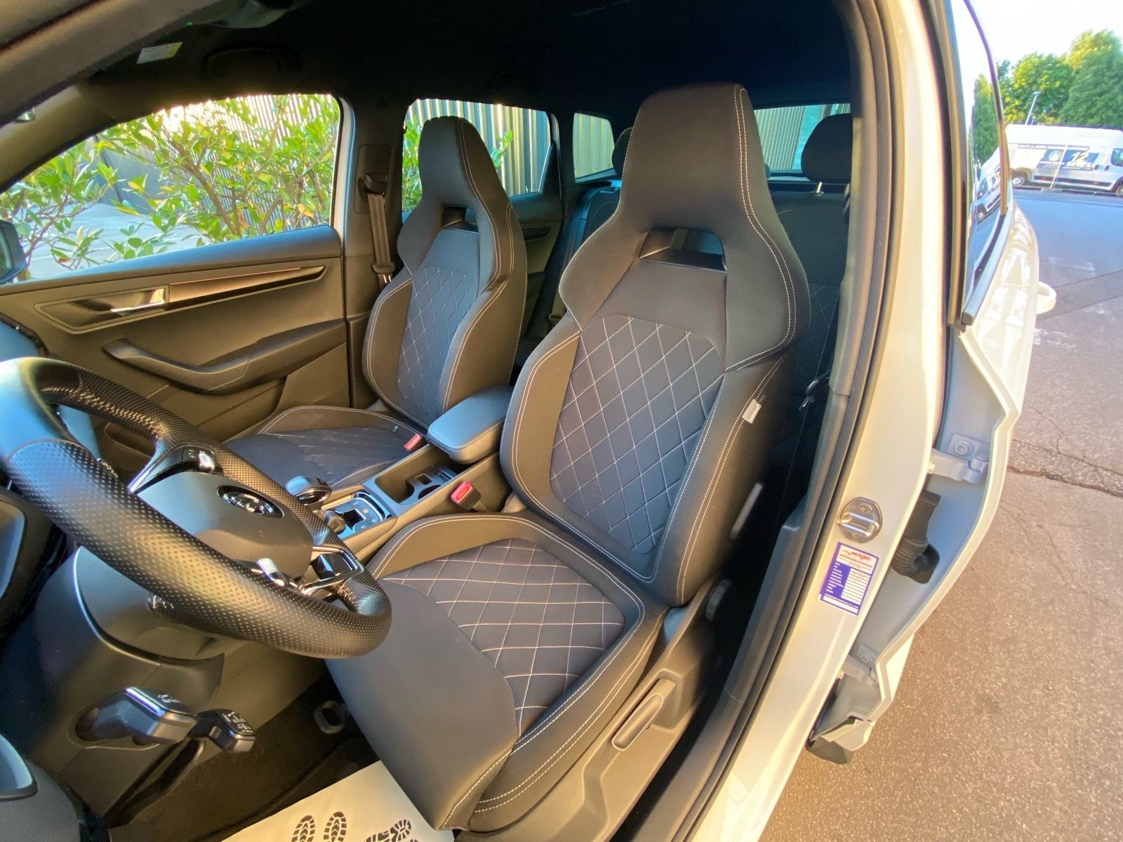 Škoda Karoq 2.0 TDI DSG SPORTLINE*Virtual*Acc*Navi*Led*LEASING/JAMSTVO, fotografija 17