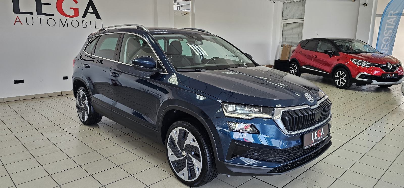 Škoda Karoq 2,0 TDI DSG,STYLE,SAMO 48tkm,LEASING DO 8g.BEZ UČEŠĆ, fotografija 2