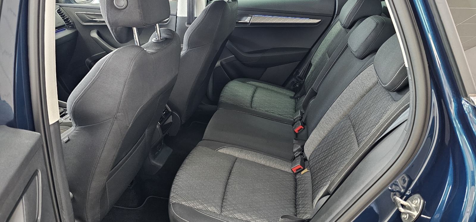 Škoda Karoq 2,0 TDI DSG,STYLE,SAMO 48tkm,LEASING DO 8g.BEZ UČEŠĆ, fotografija 11