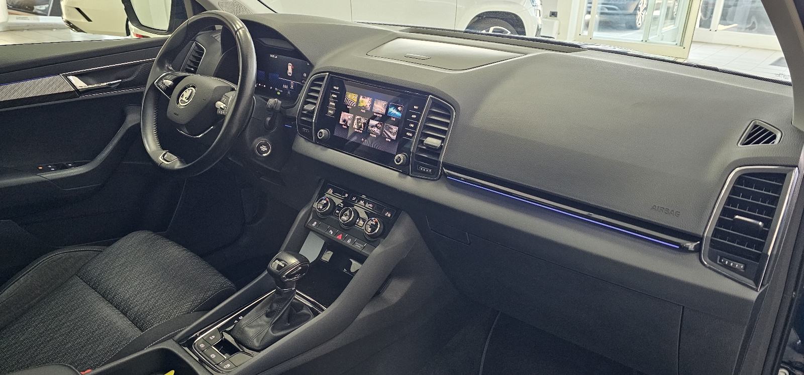 Škoda Karoq 2,0 TDI DSG,STYLE,SAMO 48tkm,LEASING DO 8g.BEZ UČEŠĆ, fotografija 12