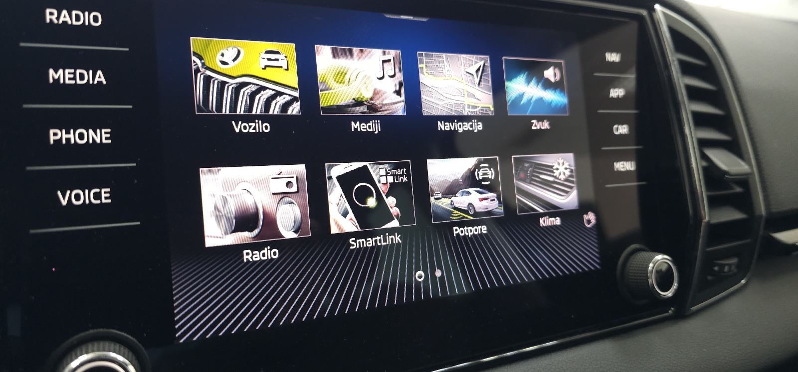 Škoda Karoq 2,0 TDI DSG,STYLE,SAMO 48tkm,LEASING DO 8g.BEZ UČEŠĆ, fotografija 17