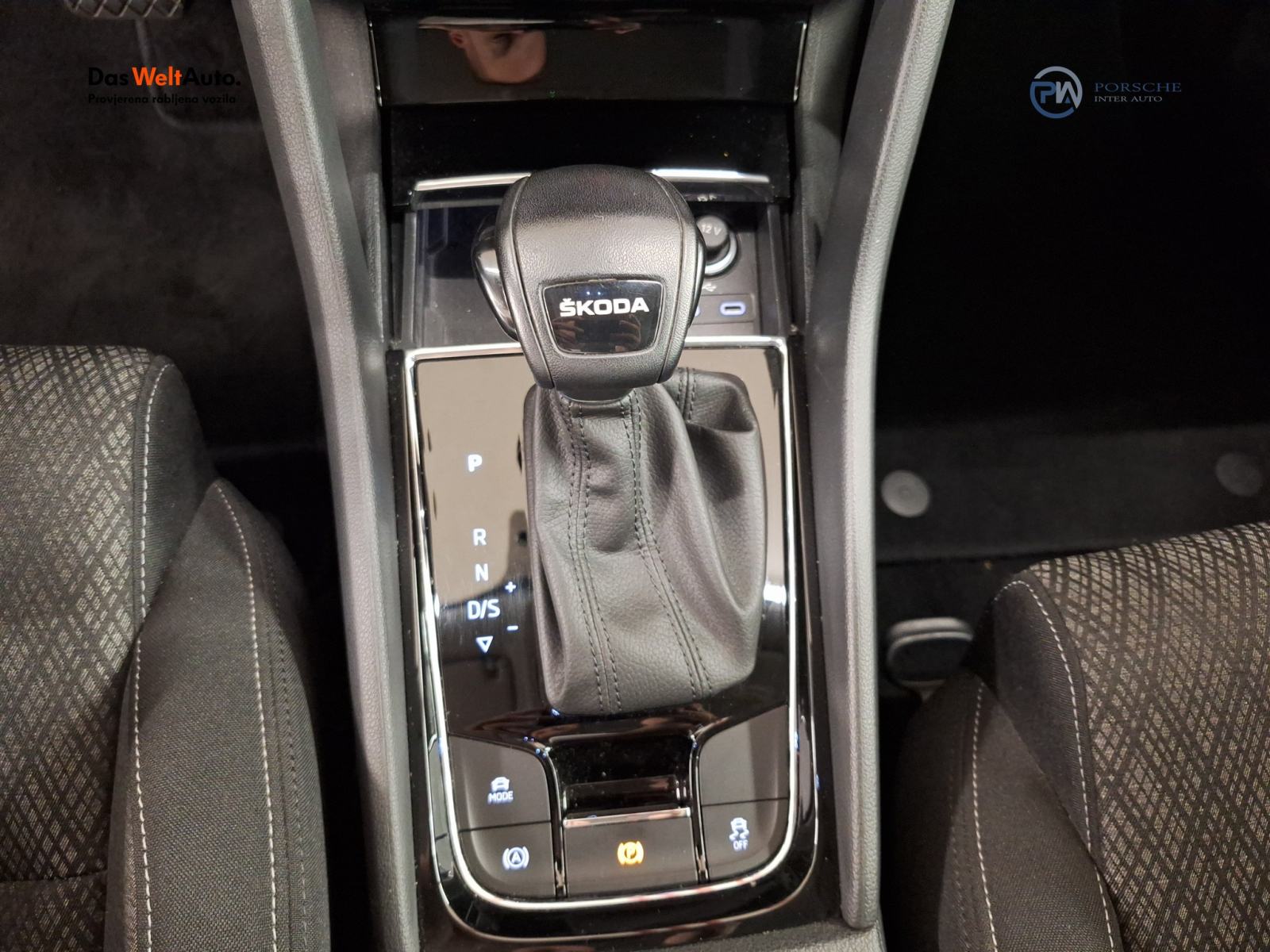 Škoda Karoq 2.0 TDI DSG Style, fotografija 18