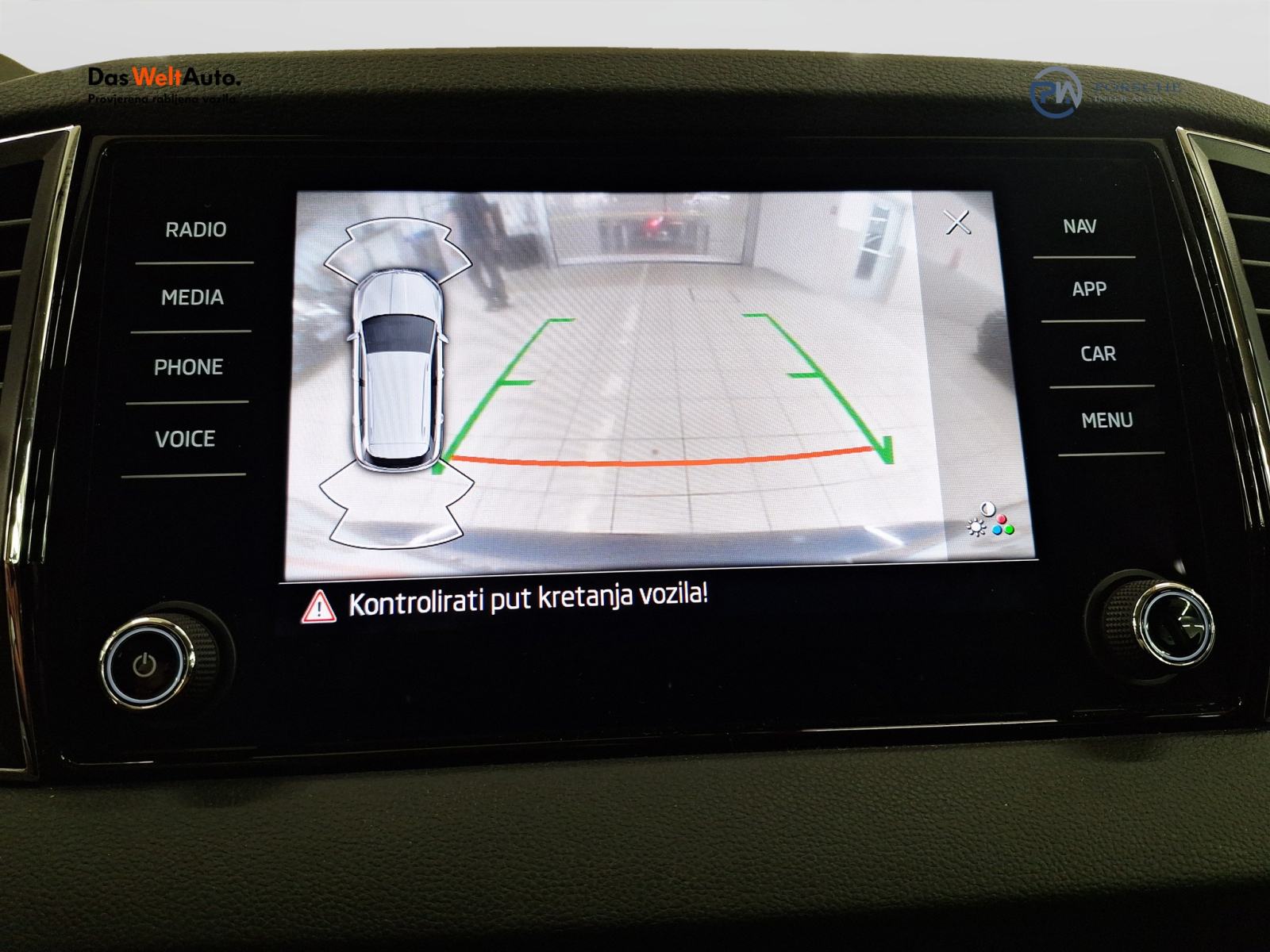 Škoda Karoq 2.0 TDI DSG Style, fotografija 16