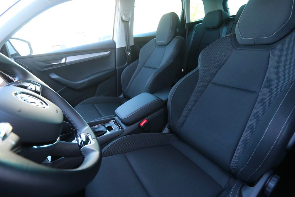-AKCIJA- Škoda KAROQ 2.0 TDI DSG-Tiptronik Executive -Full LED-, fotografija 5