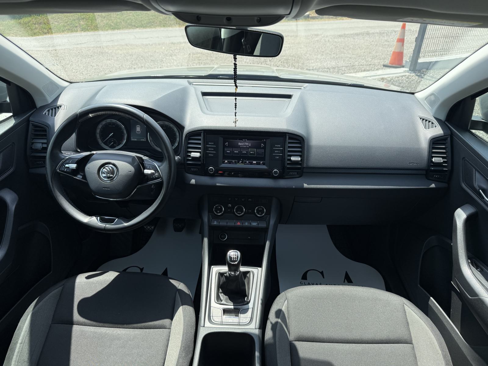 Škoda Karoq 2,0 TDI HR AUTO,NOVE GUME,REG.GOD.DANA,JAMSTVO!!!, fotografija 16