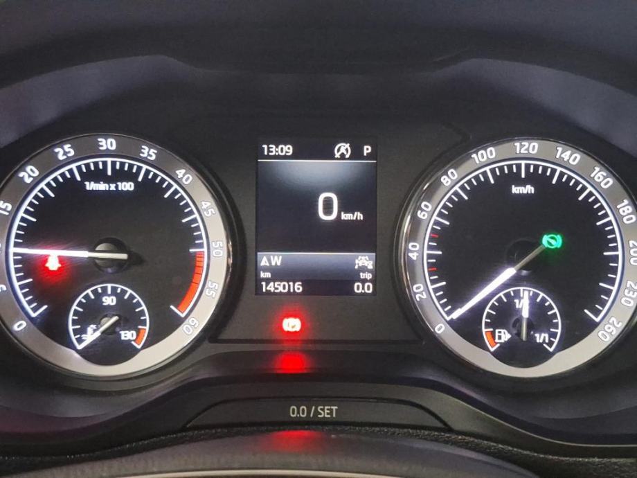 Škoda Karoq 2,0 TDI LEASING BEZ UČEŠĆA I BEZ JAMACA, fotografija 5