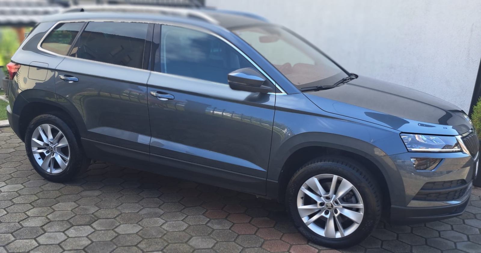Škoda Karoq 2,0 TDI, LED, virtual, grijanje svih sjedala, kao novi, fotografija 5