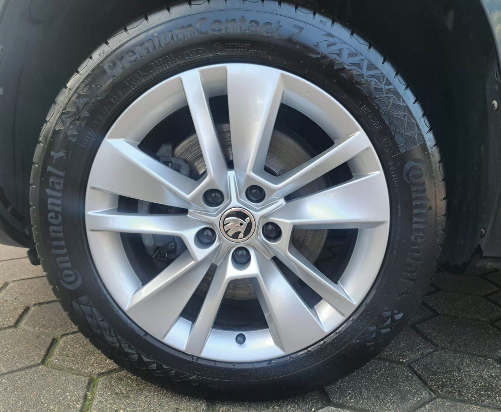 Škoda Karoq 2,0 TDI, LED, virtual, grijanje svih sjedala, kao novi, fotografija 19