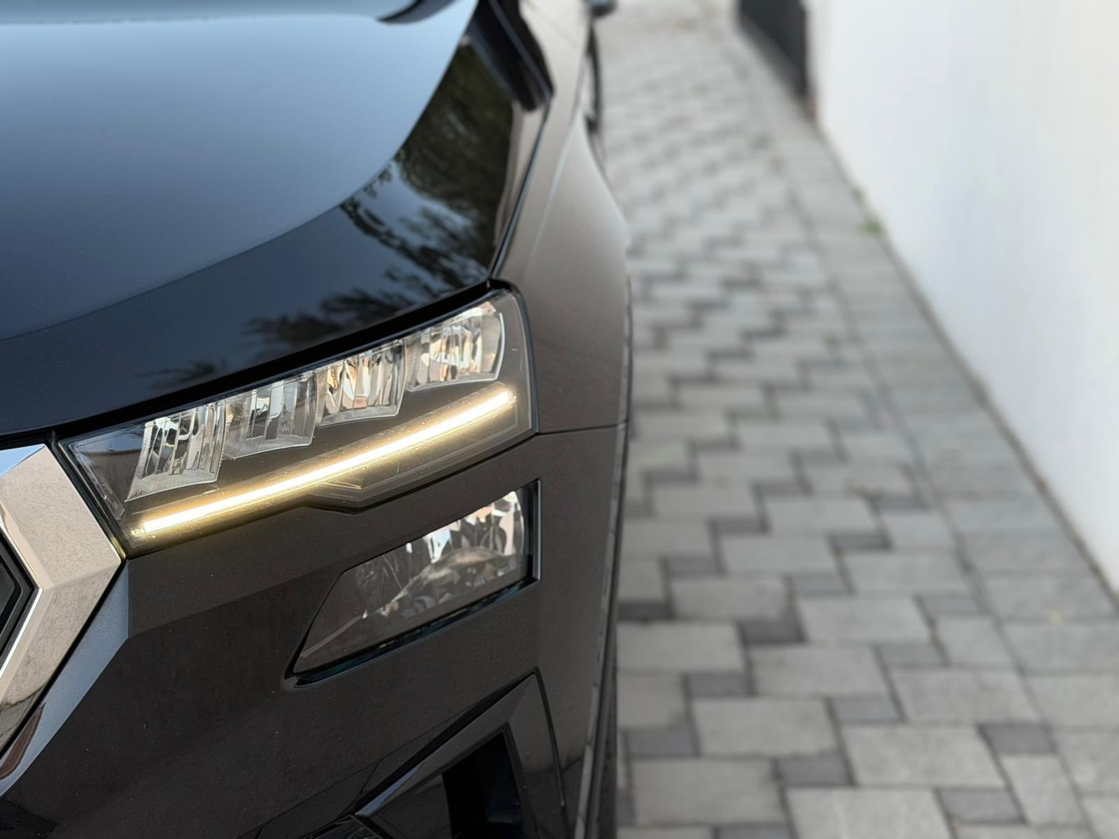 Škoda Karoq 2,0 TDI~Navigacija~Kamera~Servisna~Jamstvo 12mj., fotografija 11