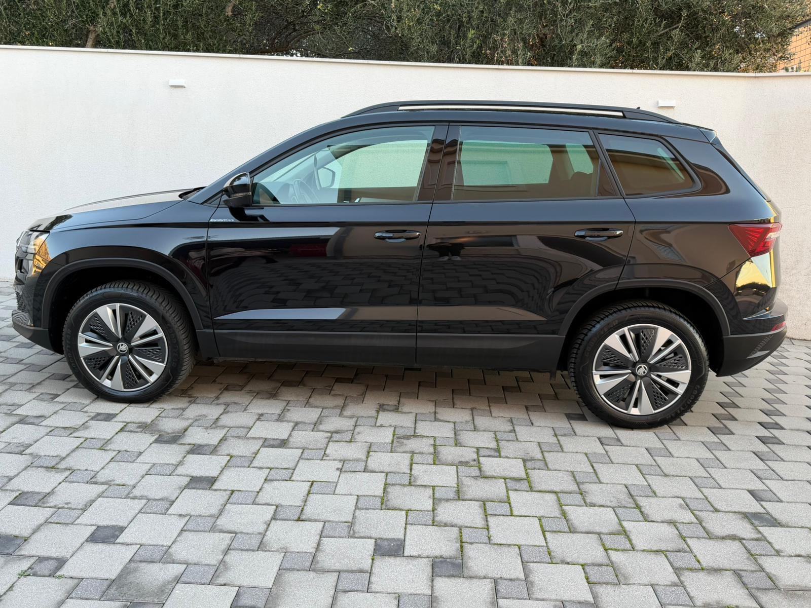 Škoda Karoq 2,0 TDI~Navigacija~Kamera~Servisna~Jamstvo 12mj., fotografija 7