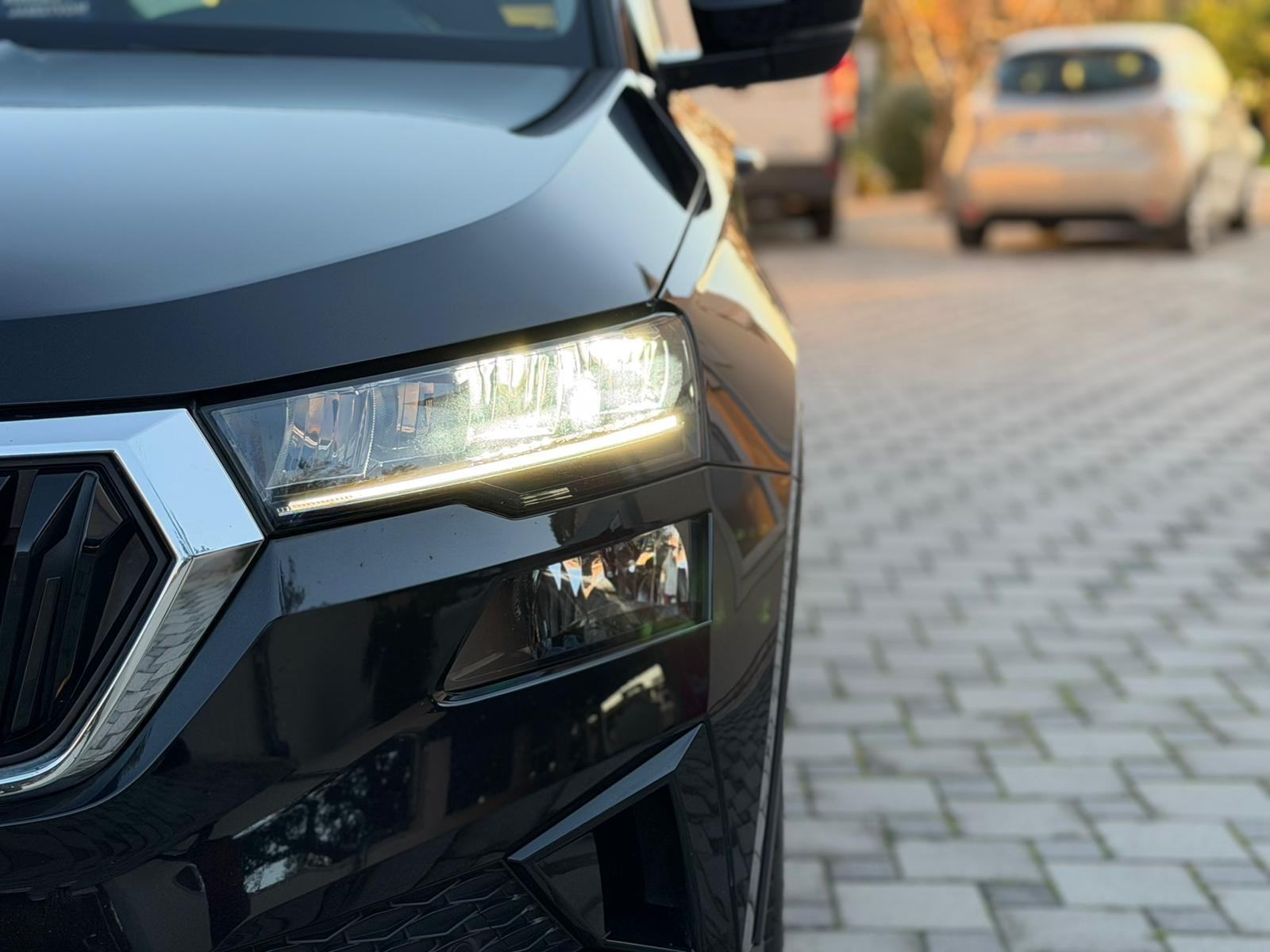 Škoda Karoq 2,0 TDI~Navigacija~Kamera~Servisna~Jamstvo 12mj., fotografija 12