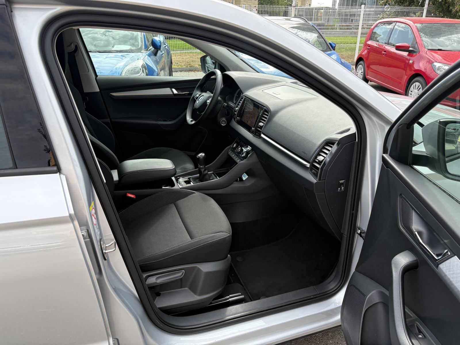 Škoda Karoq 2,0 TDI , samo 75.000 km !!!, fotografija 4