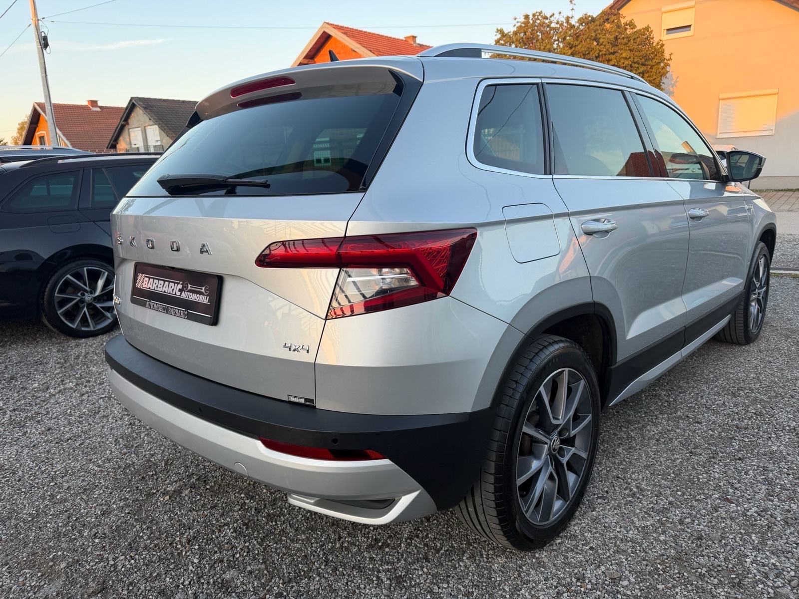 Škoda Karoq 2,0 TDI,SCOUT,DSG,4X4,ACC,Jamstvo 12mj., fotografija 5