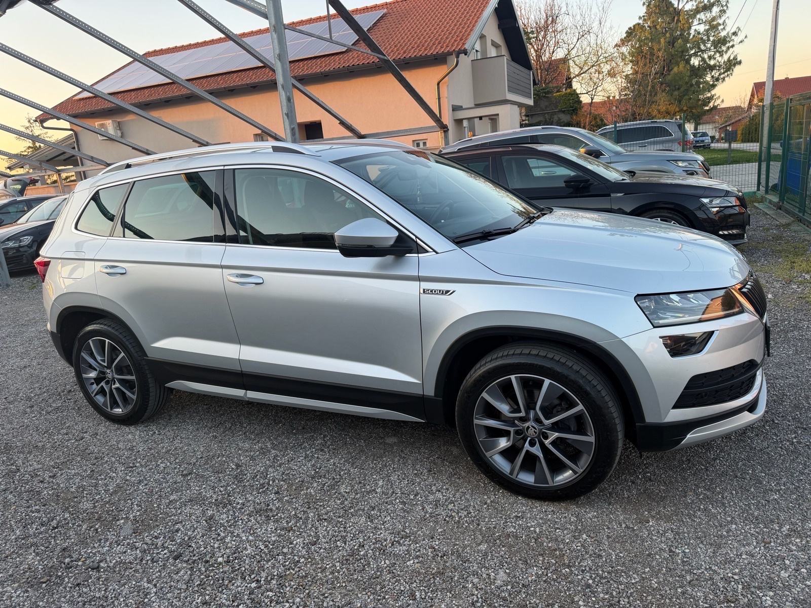 Škoda Karoq 2,0 TDI,SCOUT,DSG,4X4,ACC,Jamstvo 12mj., fotografija 4