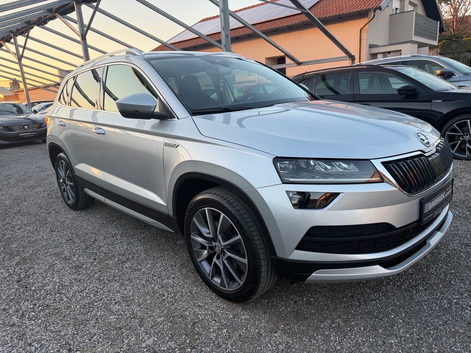 Škoda Karoq 2,0 TDI,SCOUT,DSG,4X4,ACC,Jamstvo 12mj., fotografija 3