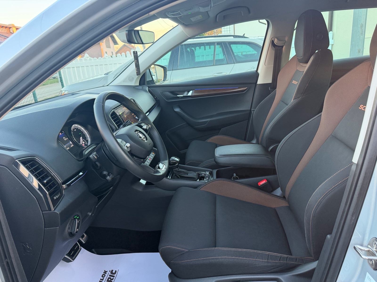 Škoda Karoq 2,0 TDI,SCOUT,DSG,4X4,ACC,Jamstvo 12mj., fotografija 10