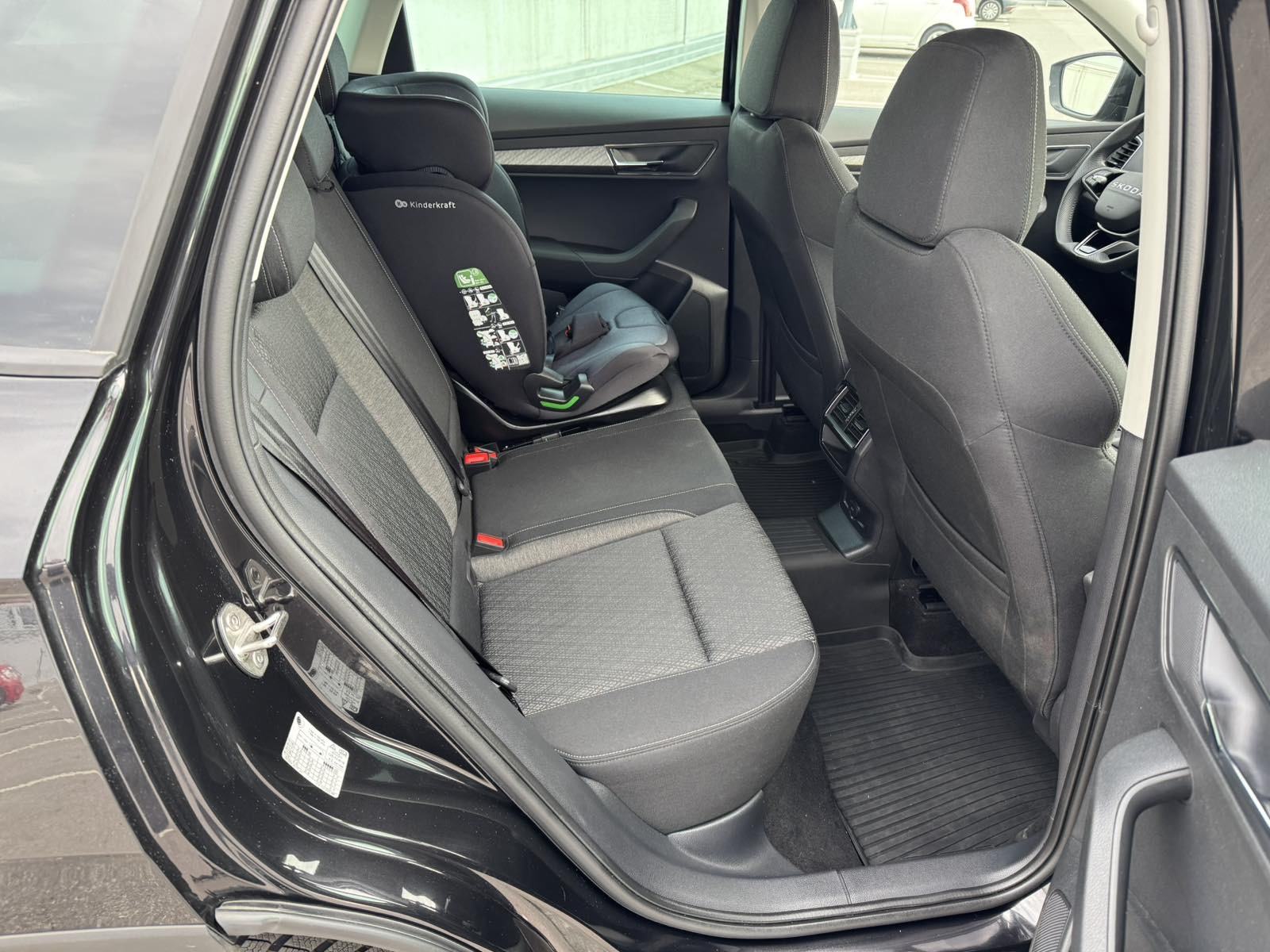 Škoda Karoq 2.0 TDI Selection, fotografija 12