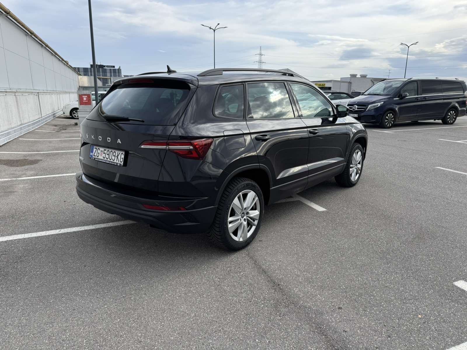 Škoda Karoq 2.0 TDI Selection, fotografija 6