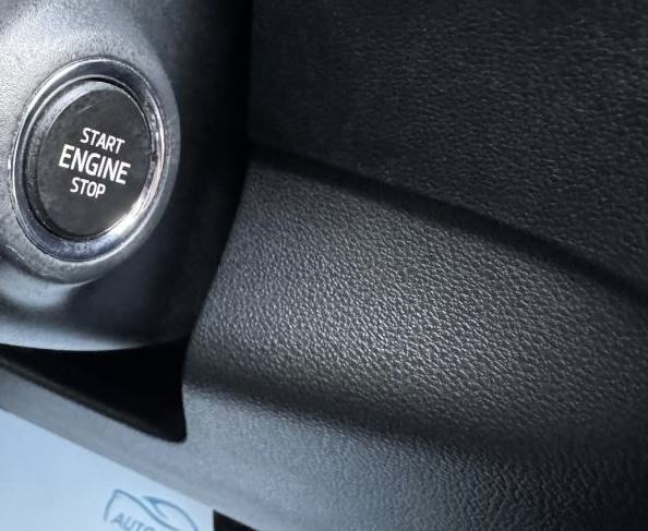 Škoda Karoq 2,0 TDI ⭐ Kamera, Full LED, Navi ⭐ Veliki servis, fotografija 15