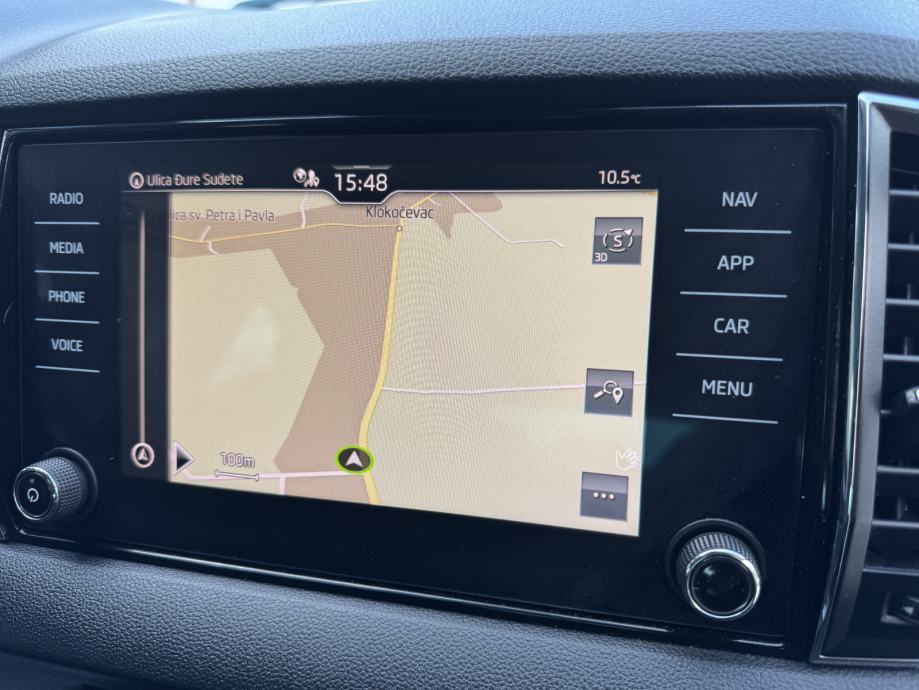 Škoda Karoq 2,0 TDI ⭐ Kamera, Full LED, Navi ⭐ Veliki servis, fotografija 17