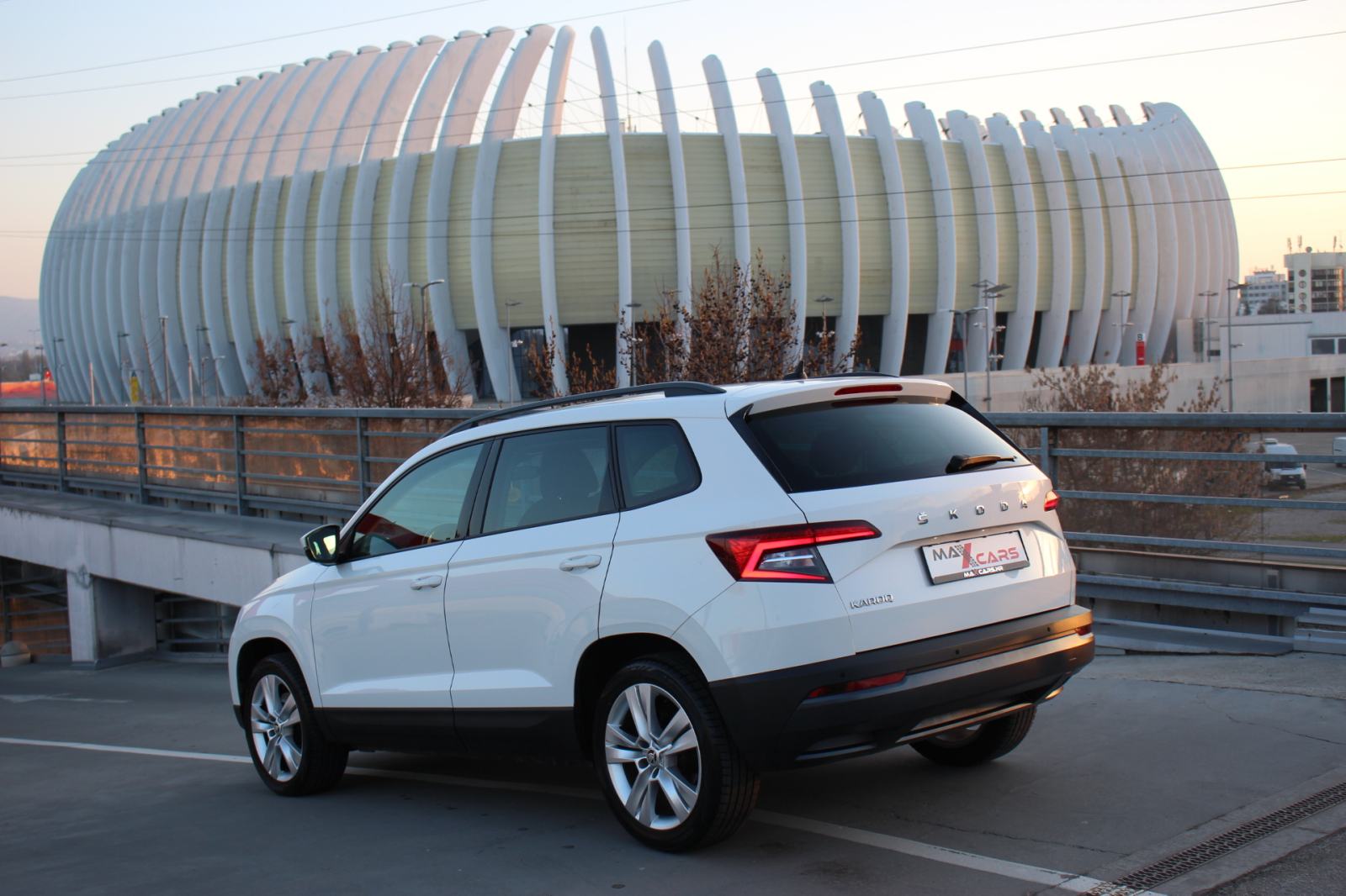 Škoda Karoq 2,0 TDI•Style•Navigacija•Tempomata•Gr.sjedala•Kuka•84000km, fotografija 3