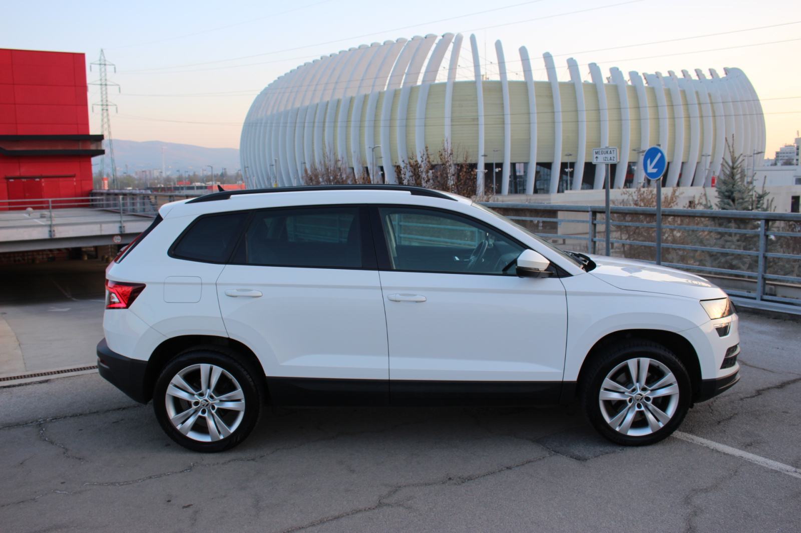 Škoda Karoq 2,0 TDI•Style•Navigacija•Tempomata•Gr.sjedala•Kuka•84000km, fotografija 9