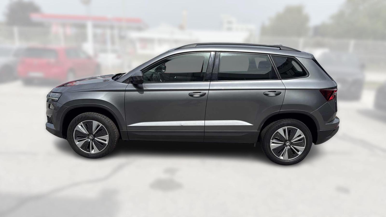 SKODA KAROQ 2024 • PREMIUM jamstvo • AutoZubak Rabljena, fotografija 5