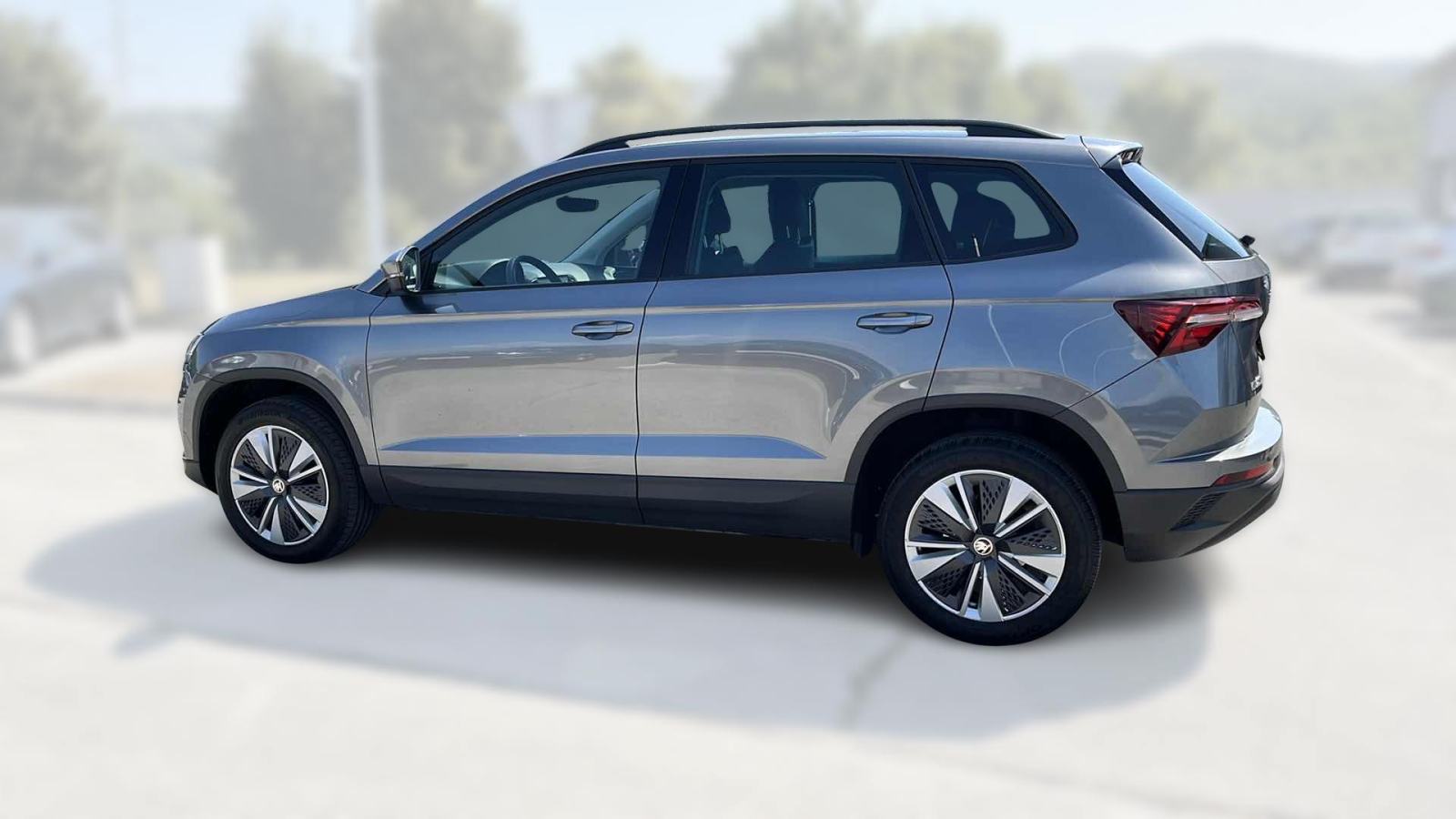 SKODA KAROQ 2024 • PREMIUM jamstvo • AutoZubak Rabljena, fotografija 6