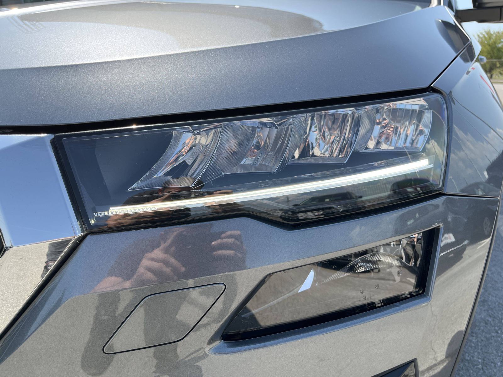 SKODA KAROQ 2024 • PREMIUM jamstvo • AutoZubak Rabljena, fotografija 13