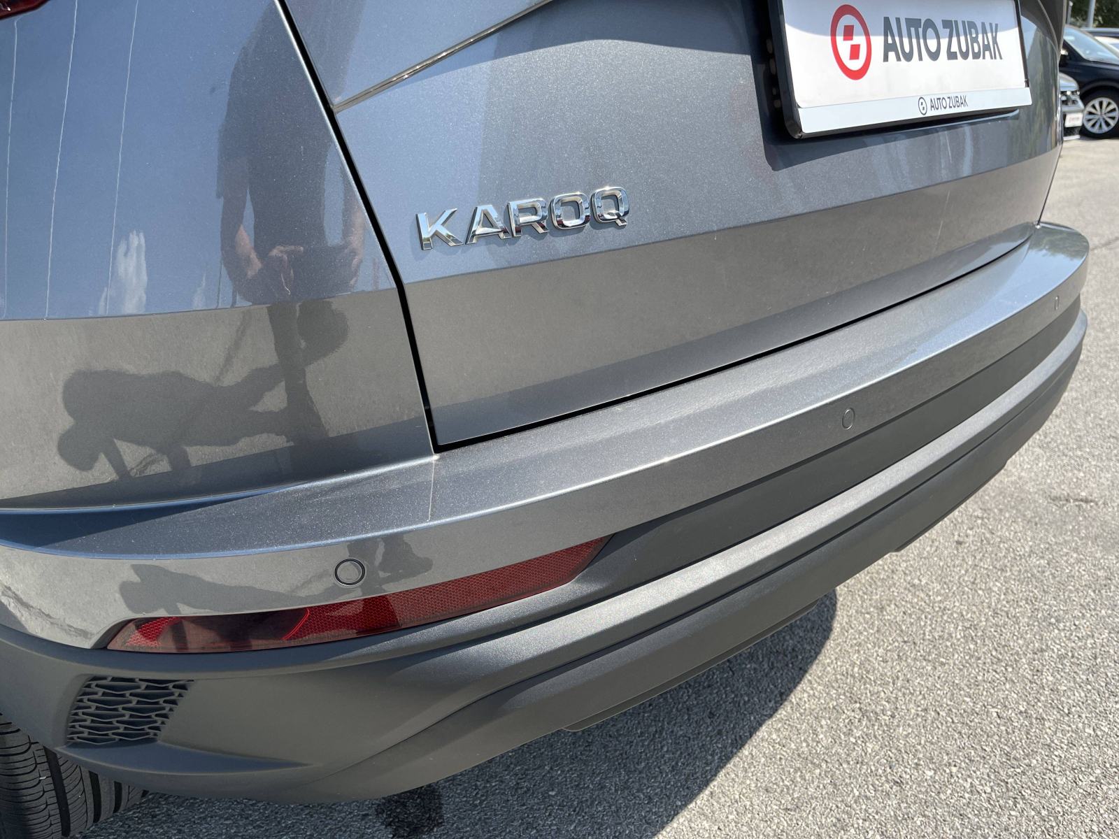 SKODA KAROQ 2024 • PREMIUM jamstvo • AutoZubak Rabljena, fotografija 17