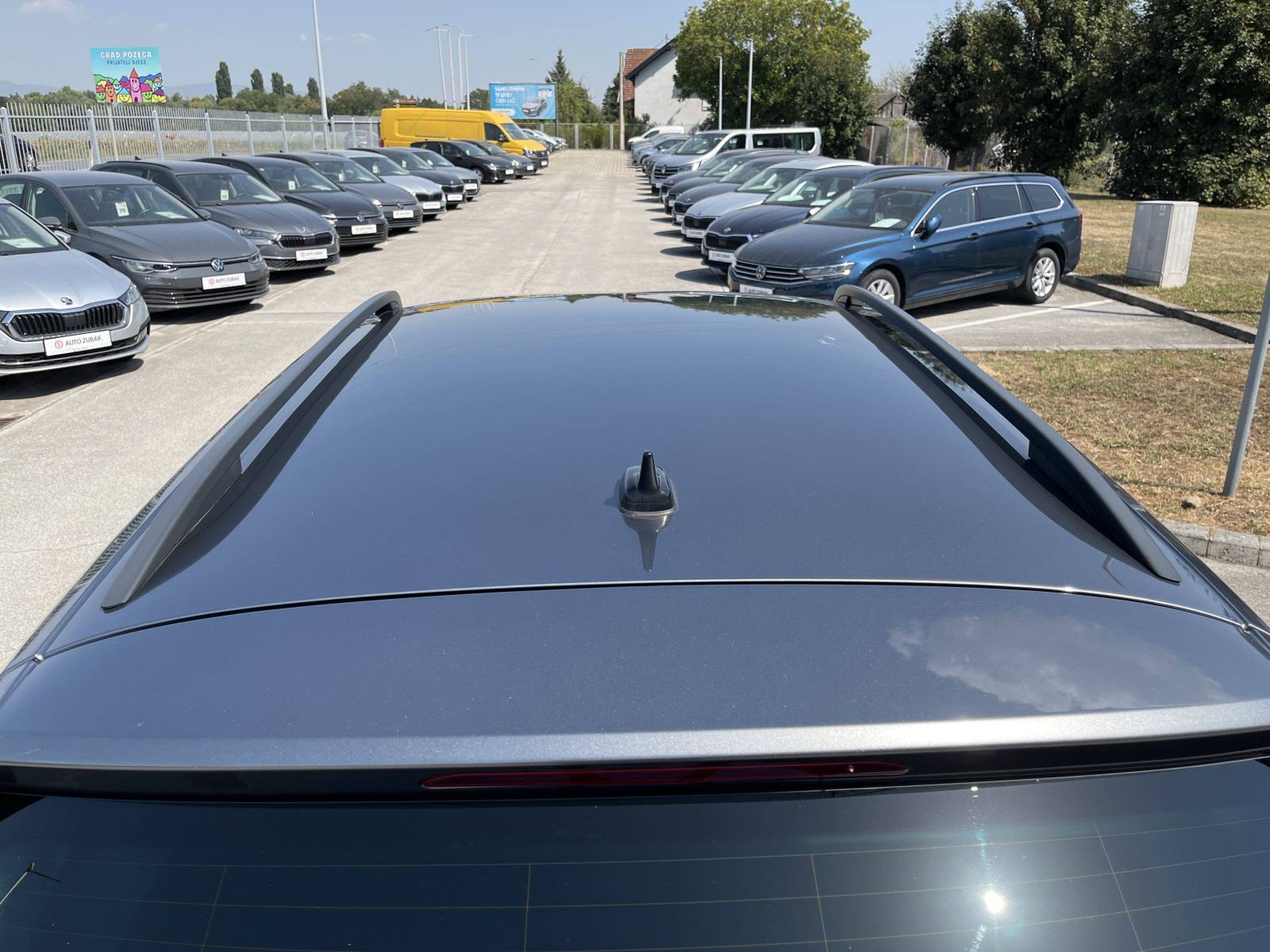 SKODA KAROQ 2024 • PREMIUM jamstvo • AutoZubak Rabljena, fotografija 19