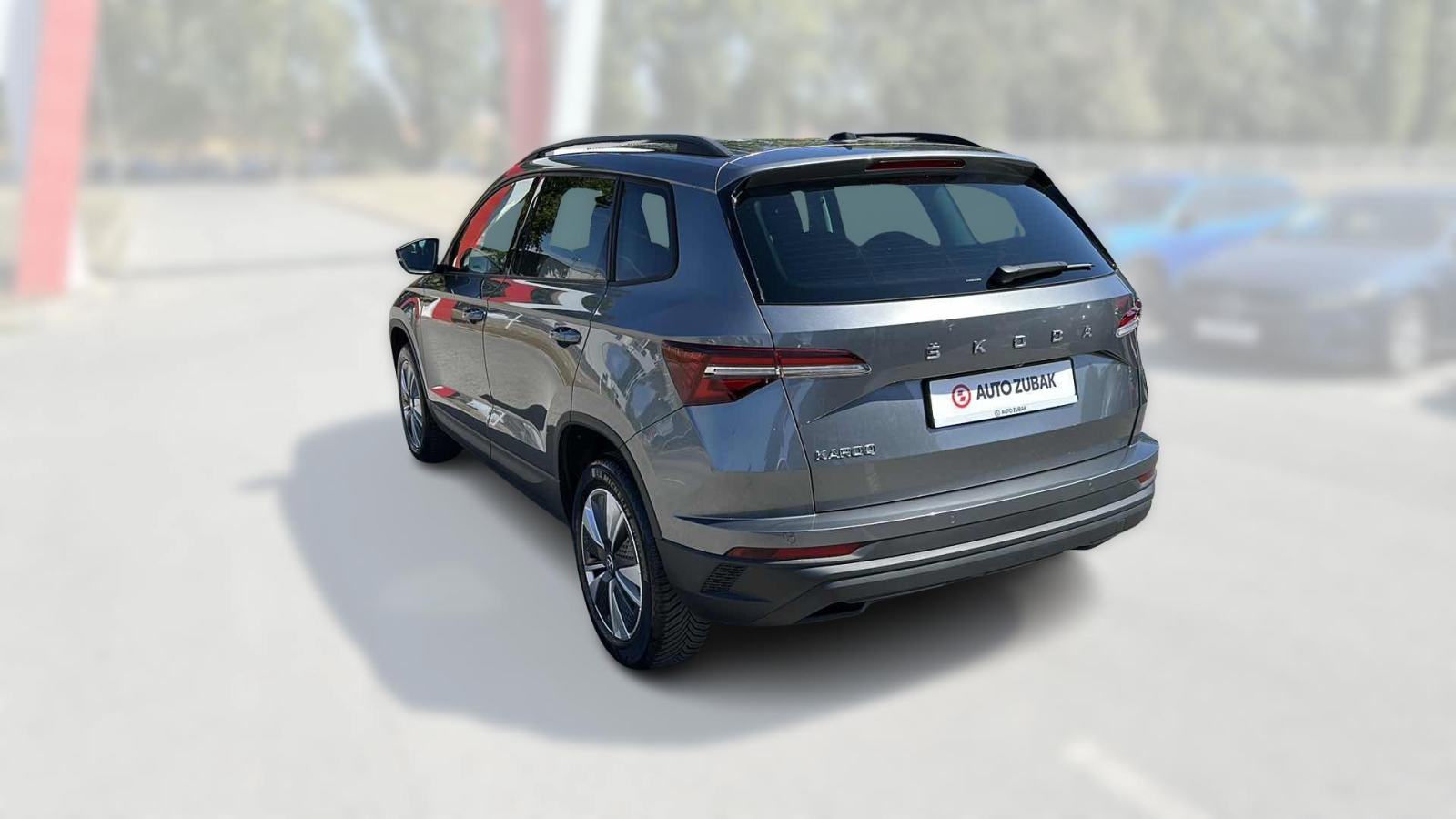 SKODA KAROQ 2024 • PREMIUM jamstvo • AutoZubak Rabljena, fotografija 8