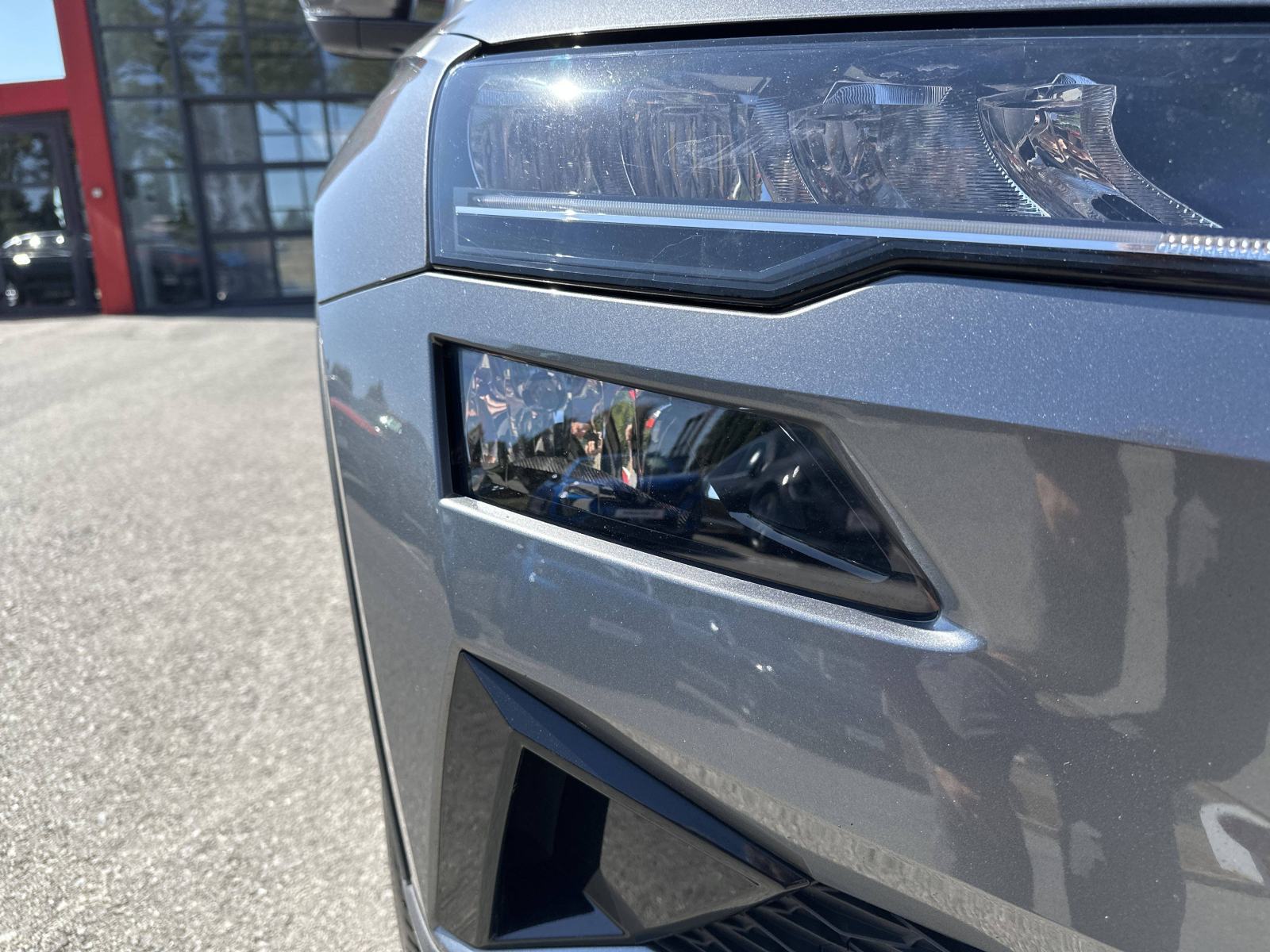 SKODA KAROQ 2024 • PREMIUM jamstvo • AutoZubak Rabljena, fotografija 13