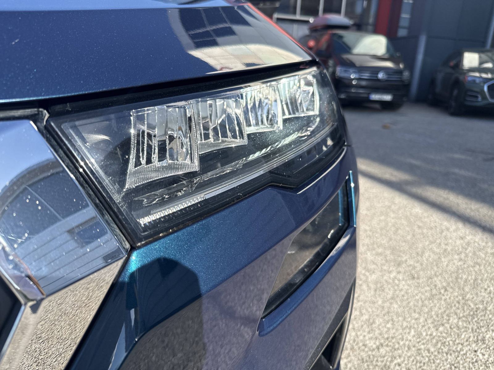 SKODA KAROQ 2024 • PREMIUM jamstvo • AutoZubak Rabljena, fotografija 13
