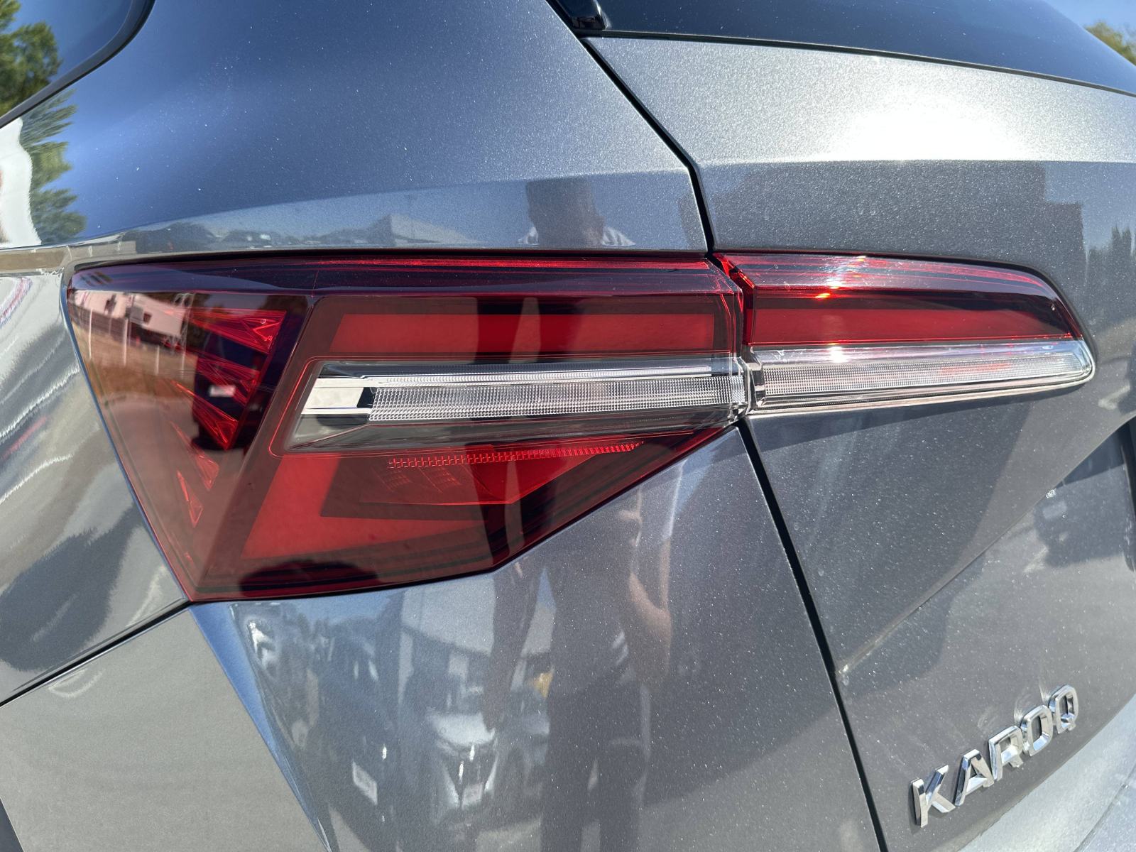 SKODA KAROQ 2024 • PREMIUM jamstvo • AutoZubak Rabljena, fotografija 17